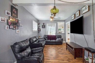 1412 Ada St, Lansing, MI 48910 - photo 3