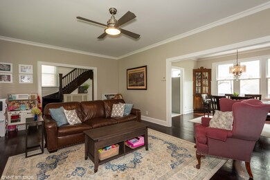 129 S Summit St, Wheaton, IL 60187 - photo 4