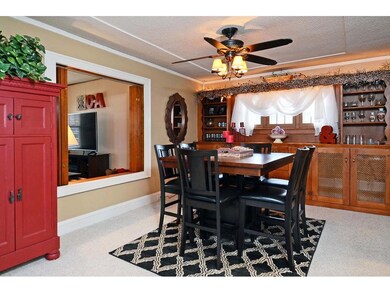 This spacious dining room can host the largest of 