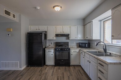 2203 Pacheco Dr, El Paso, TX 79935 - photo 5