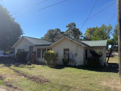 324 E 36th St, Texarkana, AR 71854 - photo 2