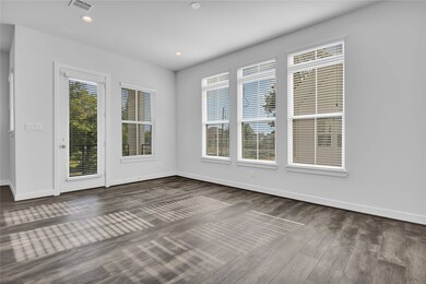 5731 White Magnolia St, Houston, TX 77091 - photo 5