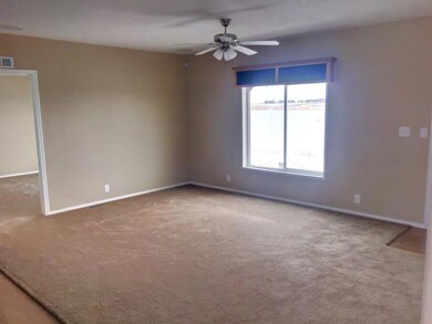 Living Room<|><|>