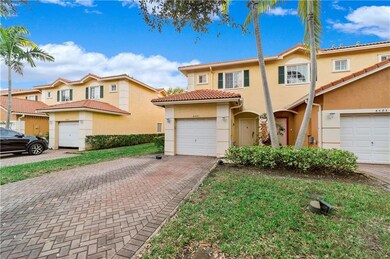 6481 Catalina Ln, Tamarac, FL 33321 - photo 3