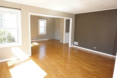 137 N Martin Ave, Waukegan, IL 60085 - photo 6