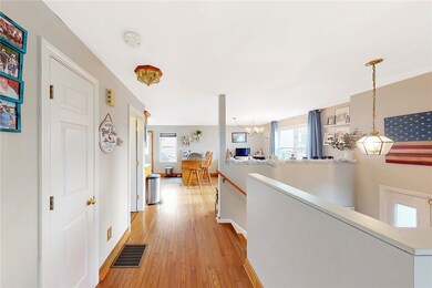 36 Cows Path Rd, Middletown, RI 02842 - photo 4