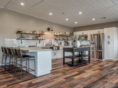 7324 Happy Camp Rd, Beggs, OK 74421 - photo 5