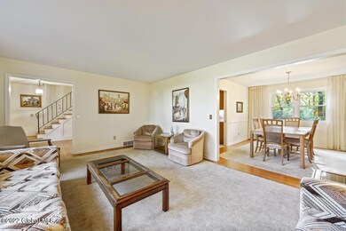 1311 Fox Hollow Rd, Schenectady, NY 12309 - photo 5