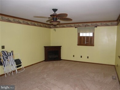 121 Burton St, Georgetown, DE 19947 - photo 4