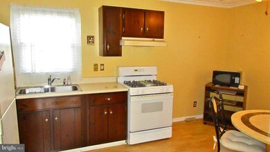 853 New Jersey Ave, Woodbury, NJ 08096 - photo 3