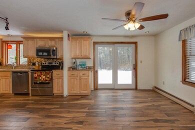 18 Alexander Rd, Londonderry, NH 03053 - photo 6