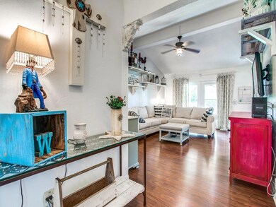 921 Venice St, Hurst, TX 76053 - photo 5