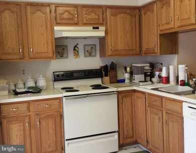 2207 Riding Crop Way, Windsor Mill, MD 21244 - photo 4