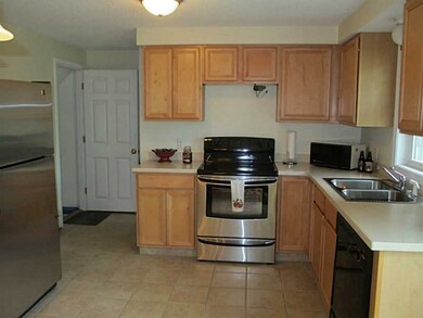 141 New River Rd unit 141, Manville, RI 02838 - photo 4