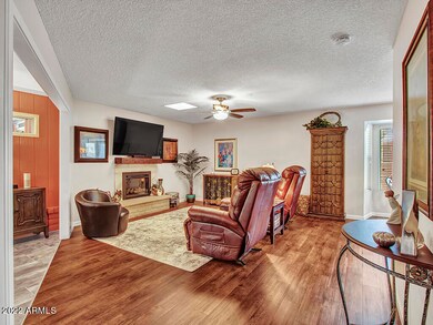 17627 N Calico Dr, Sun City, AZ 85373 - photo 2