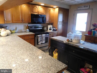 146 E Main St, Lansdale, PA 19446 - photo 3