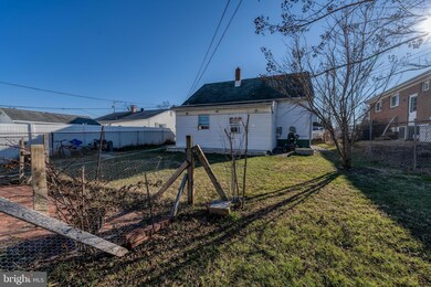 2830 Michigan Ave, Halethorpe, MD 21227 - photo 3