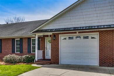 3140 Zoo Pkwy unit 103, Asheboro, NC 27205 - photo 2