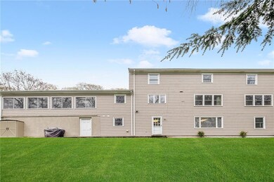 27 Thompson Hill Dr, Cumberland, RI 02864 - photo 4