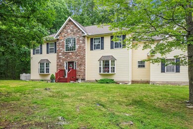 03-HomeView_Media-210_Swartsboro_Dr.-#3