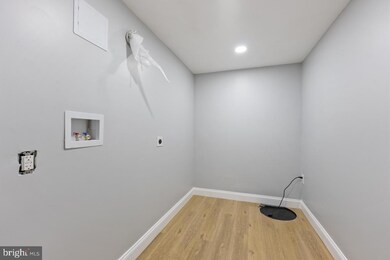 2806 The Alameda, Baltimore, MD 21218 - photo 4