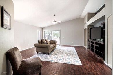 315 N Brighton Ln Gilbert AZ-large-003-1