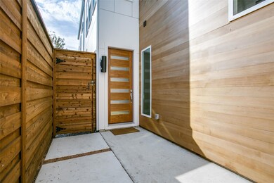 5610 Bryan Pkwy, Dallas, TX 75206 - photo 3