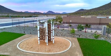 11886 W Burnside Trail, Peoria, AZ 85383 - photo 4