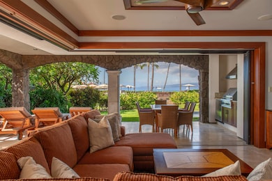 Single Level Front Row Living