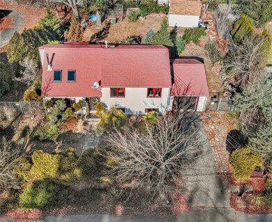 37 Breana Ln, Warwick, RI 02886 - photo 3