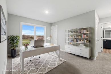 F2006485 - Home Office - Luxury - 2