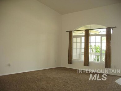 825 W Florida Ave, Nampa, ID 83686 - photo 4