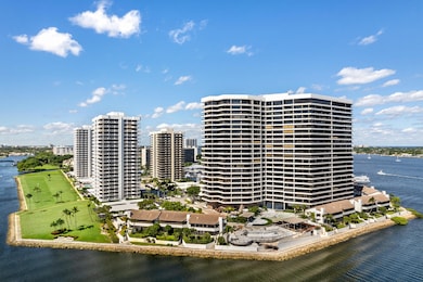 Lake Point Tower unit 454, North Palm Beach, FL 33408 - photo 2