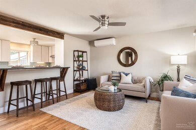 1319 NE Dempsey Dr, Bend, OR 97701 - photo 4