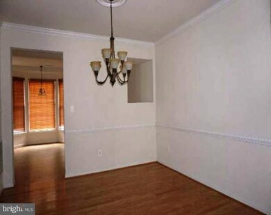 42472 Legacy Park Dr, Ashburn, VA 20148 - photo 3