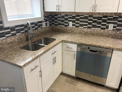 927 Bennett Place, Baltimore, MD 21223 - photo 2