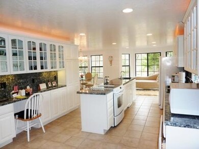 8800 Hardy Way, Gold Hill, OR 97525 - photo 6