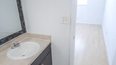 7911 Colony Cir N unit 202, Tamarac, FL 33321 - photo 4