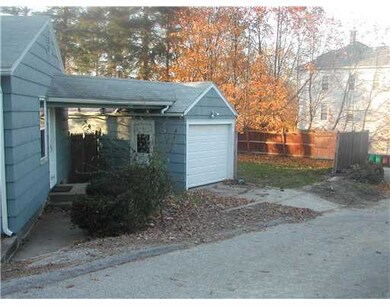 472 Ballou St, Woonsocket, RI 02895 - photo 2