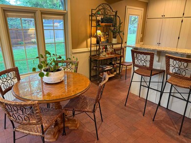 2907 Lakeview Cove, Hastings, NE 68901 - photo 6