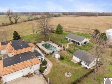 1890 U S 62, Bardwell, KY 42023 - photo 6