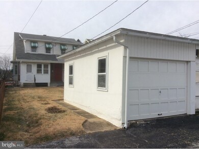 309 N Brobst St, Reading, PA 19607 - photo 4