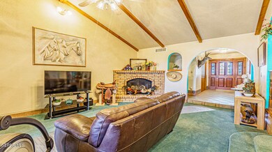 11458 Roseville Dr, El Paso, TX 79927 - photo 5