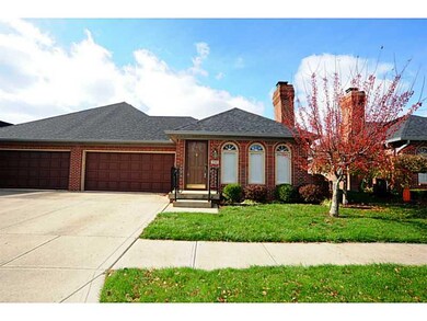 230 Andrews Boulevard East Dr, Plainfield, IN 46168 - photo 2