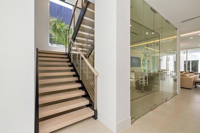 812 Palm Trail, Delray Beach, FL 33483 - photo 3