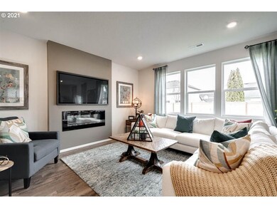 2962 W St, Springfield, OR 97477 - photo 3