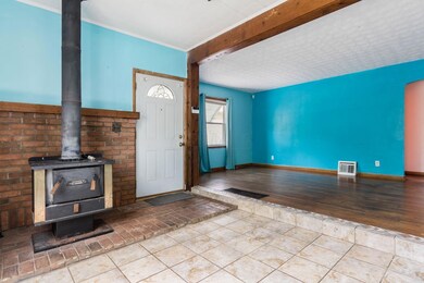 1358 Northridge Rd, Columbus, OH 43224 - photo 2