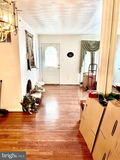 12903 Forest View Dr, Beltsville, MD 20705 - photo 6