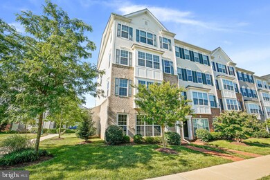 11900 Little Seneca Pkwy unit 2411, Clarksburg, MD 20871 - photo 2