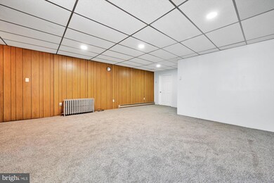 1039 Walnut St unit 1, Ashland, PA 17921 - photo 3